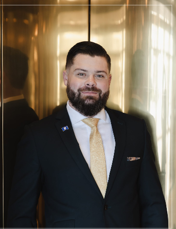Portrait of First Party host Bart Denham
